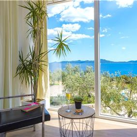Luxury 5 Bedroom Beachfront Villa near Dubrovnik, Sleeps 11-12